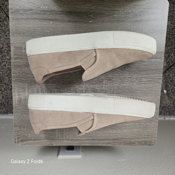 UGG Women’s Slip-On Sneakers Size 11 Pink Suede Casual Comfort Loafers Flats - Picture 5 of 9